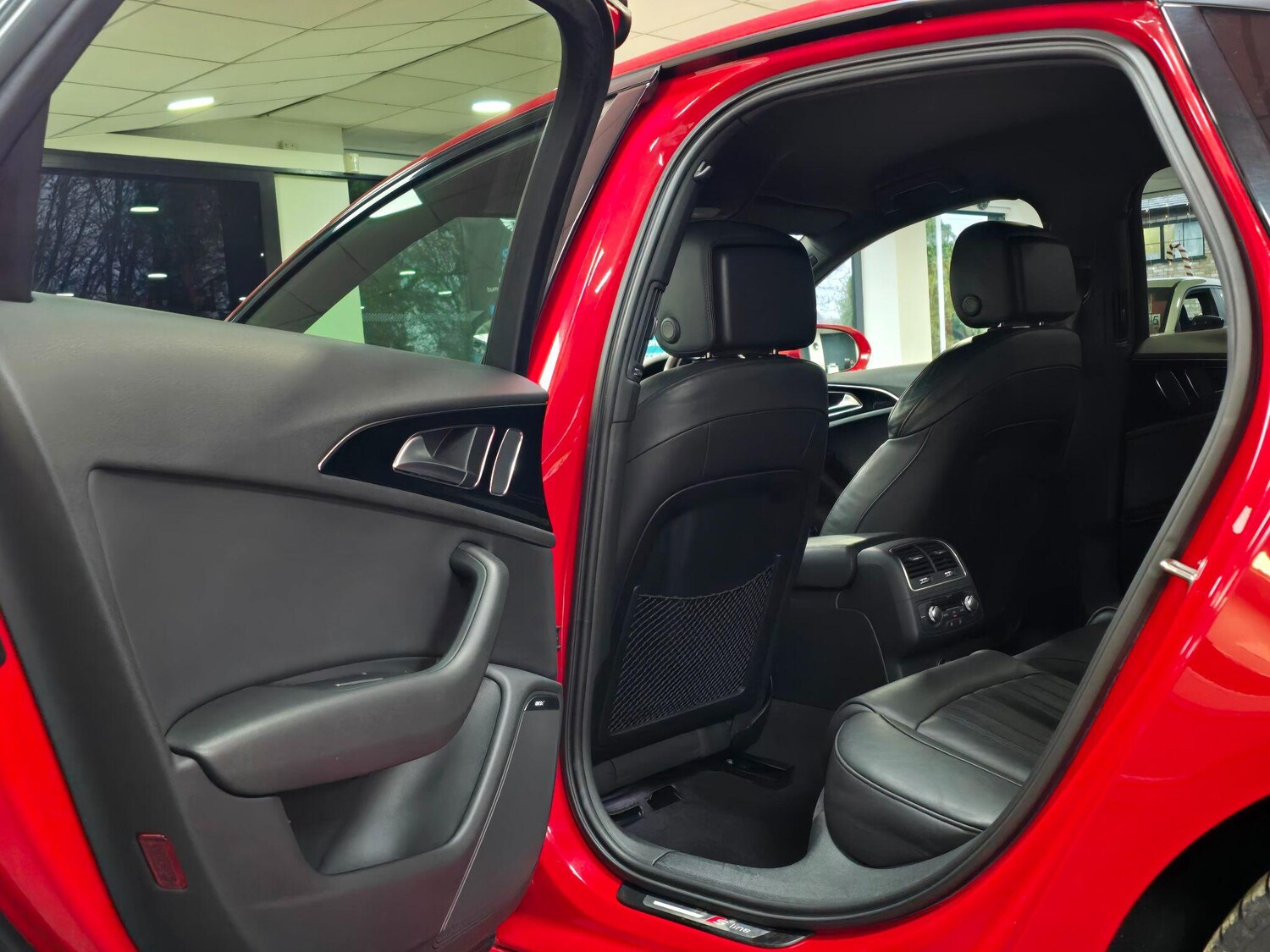 Used Audi A6 Saloon 2015 for sale - 76989964: Photo 43