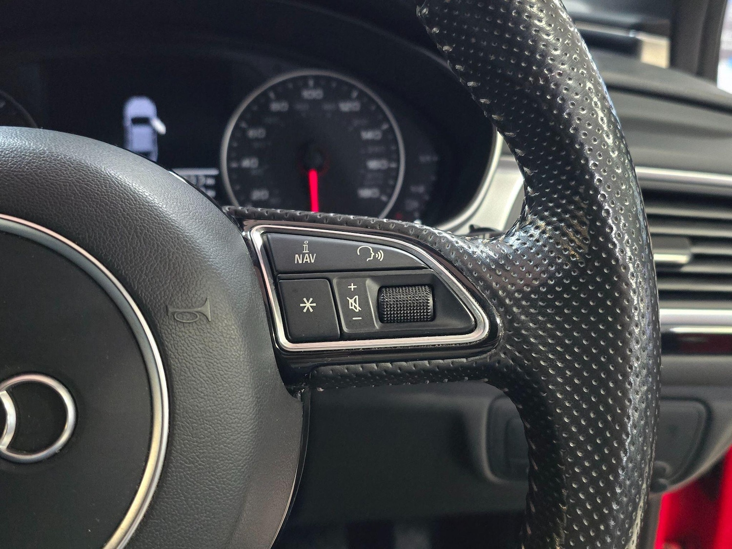 Used Audi A6 Saloon 2015 for sale - 76989964: Photo 51