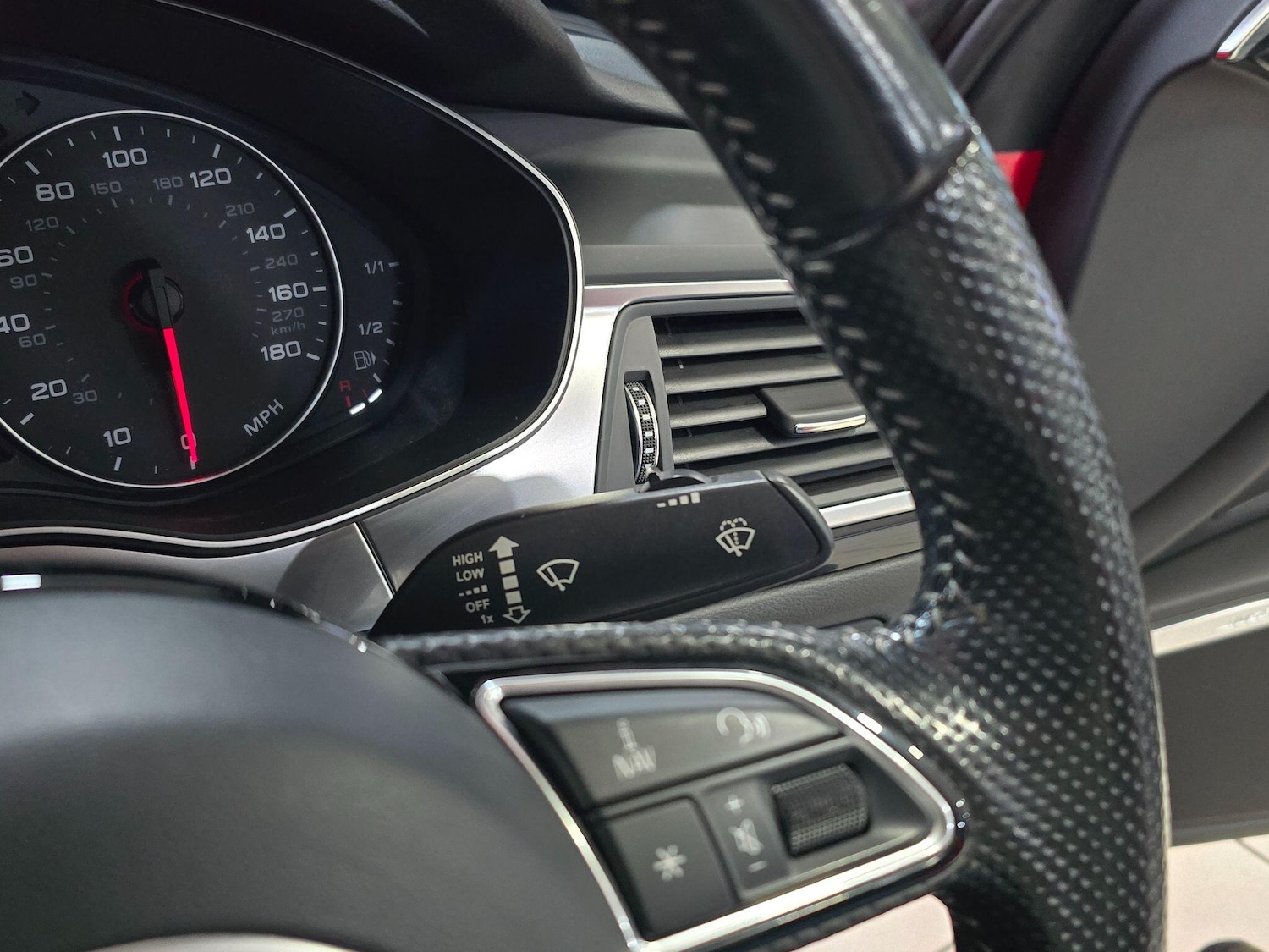 Used Audi A6 Saloon 2015 for sale - 76989964: Photo 52