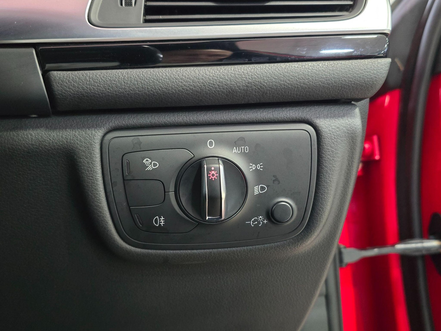 Used Audi A6 Saloon 2015 for sale - 76989964: Photo 55