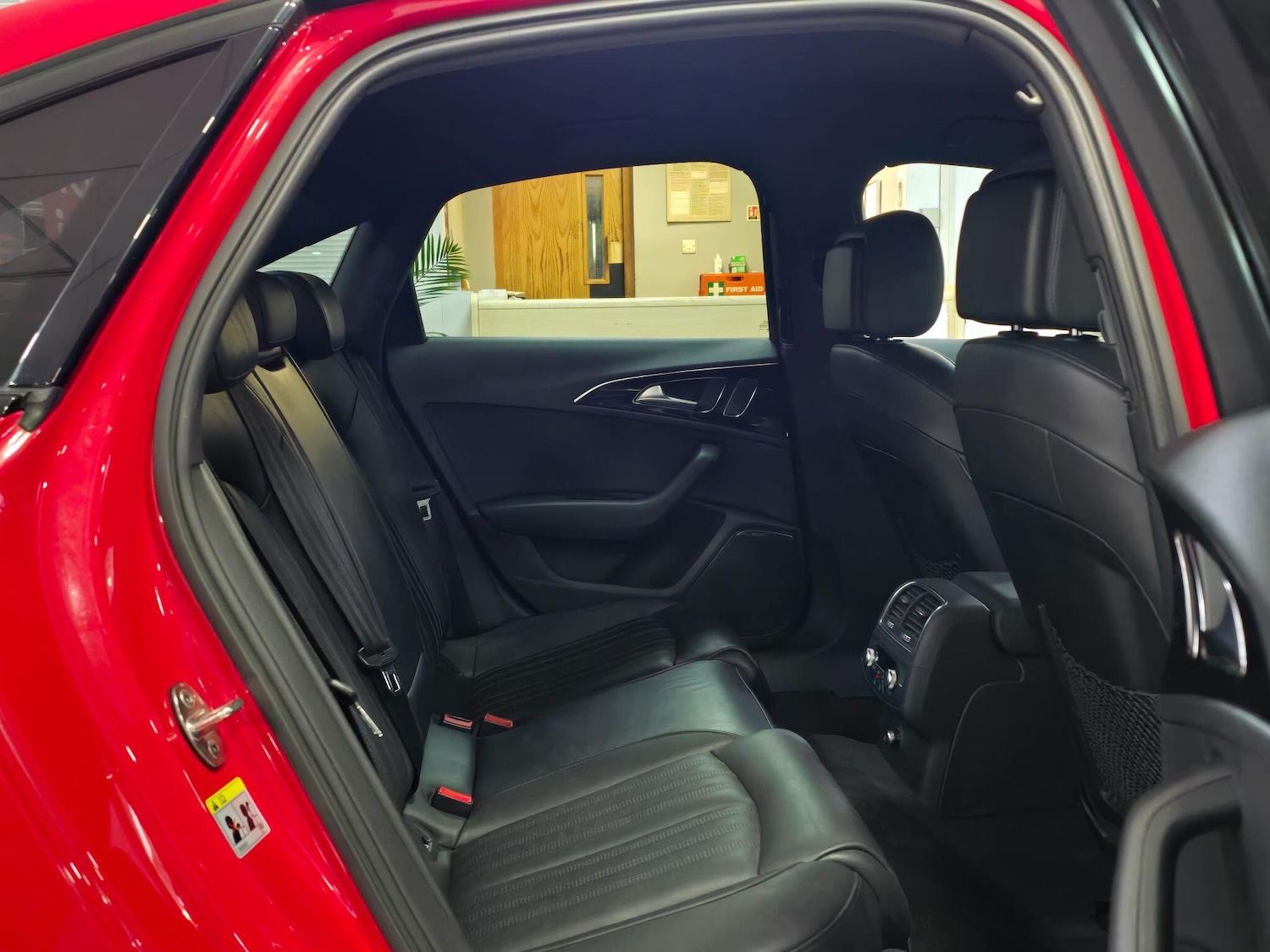 Used Audi A6 Saloon 2015 for sale - 76989964: Photo 58