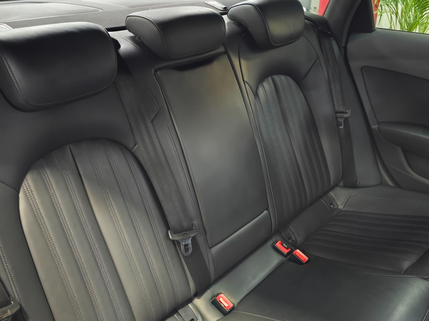 Used Audi A6 Saloon 2015 for sale - 76989964: Photo 81