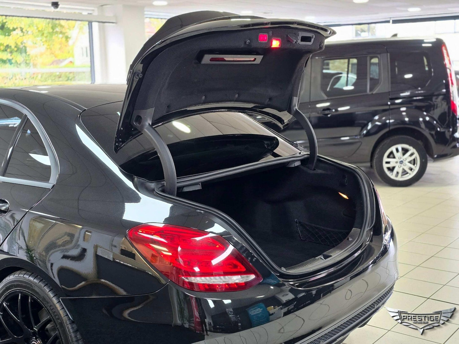 Used Mercedes-Benz C Class 2016 for sale - 76360453: Photo 38