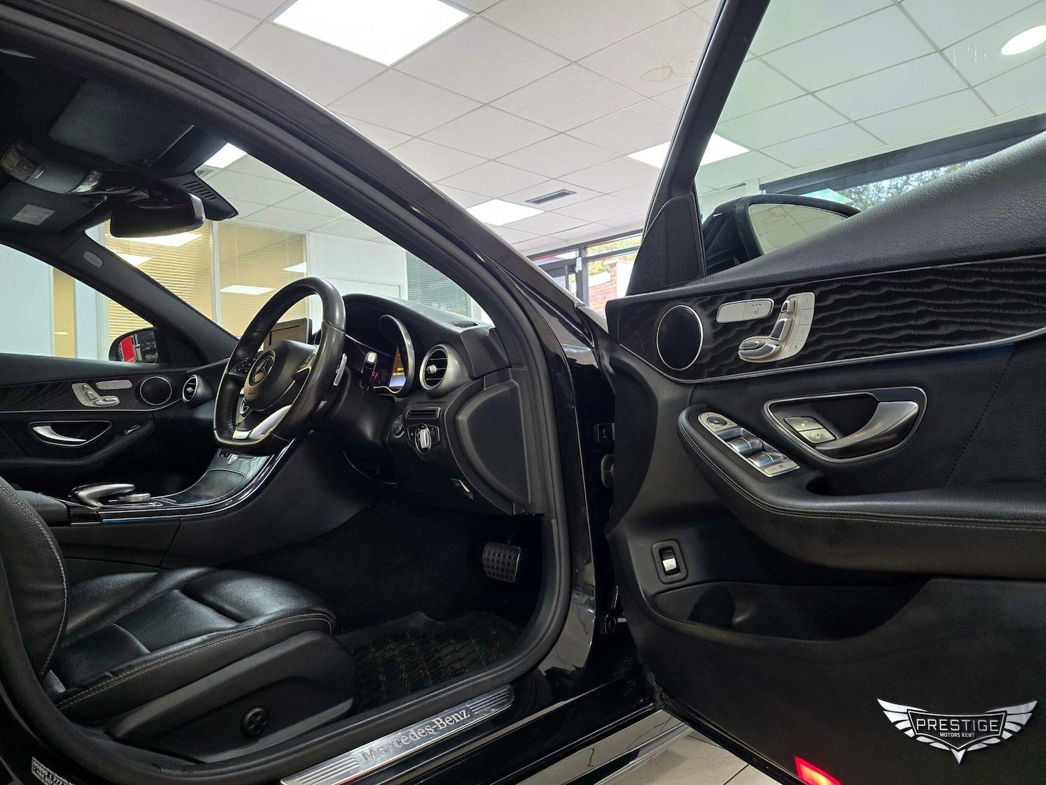 Used Mercedes-Benz C Class 2016 for sale - 76360453: Photo 41