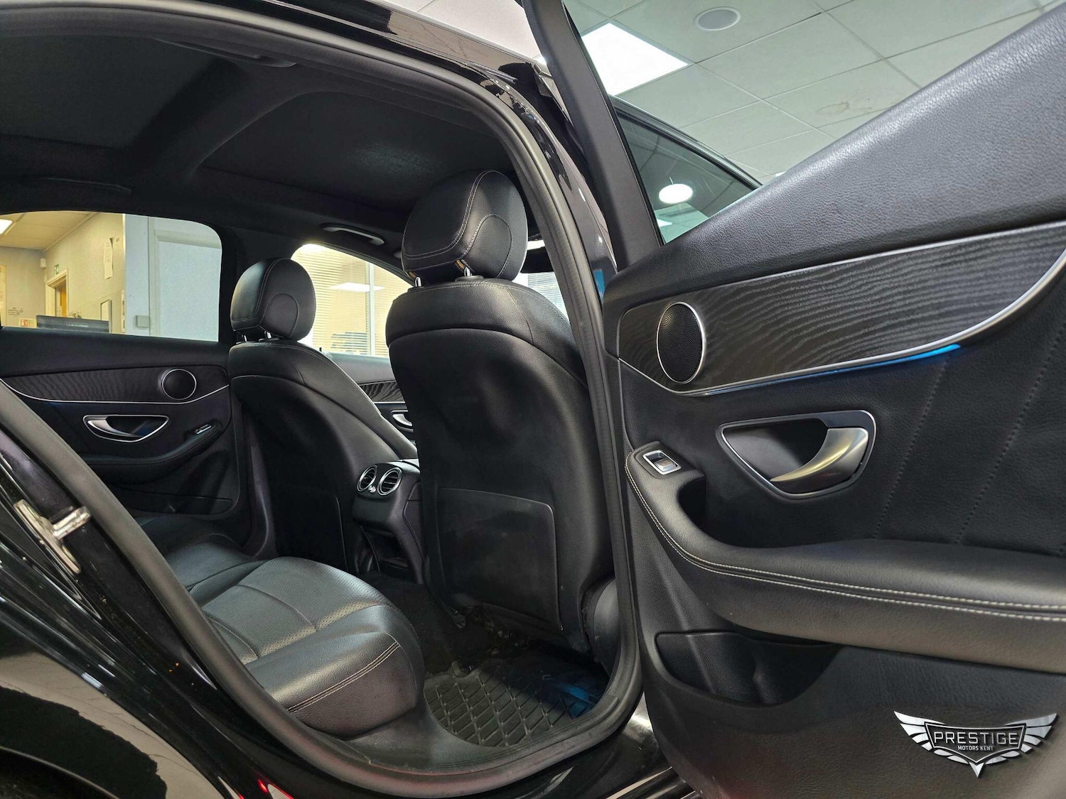 Used Mercedes-Benz C Class 2016 for sale - 76360453: Photo 42