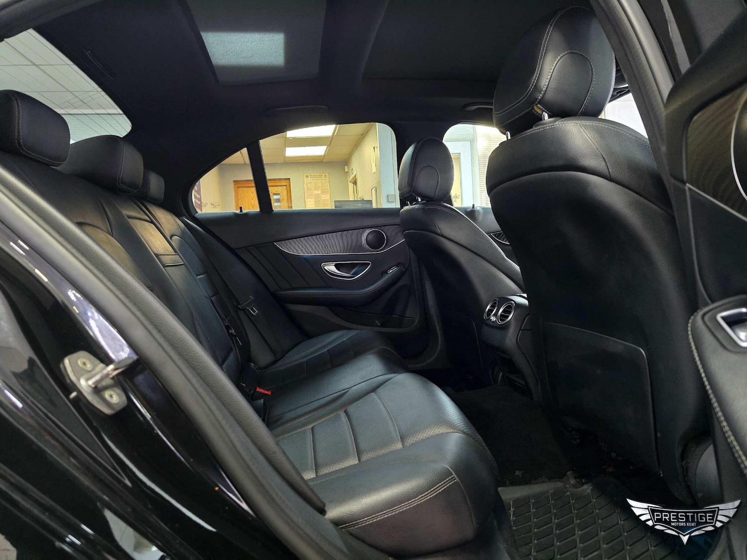 Used Mercedes-Benz C Class 2016 for sale - 76360453: Photo 58