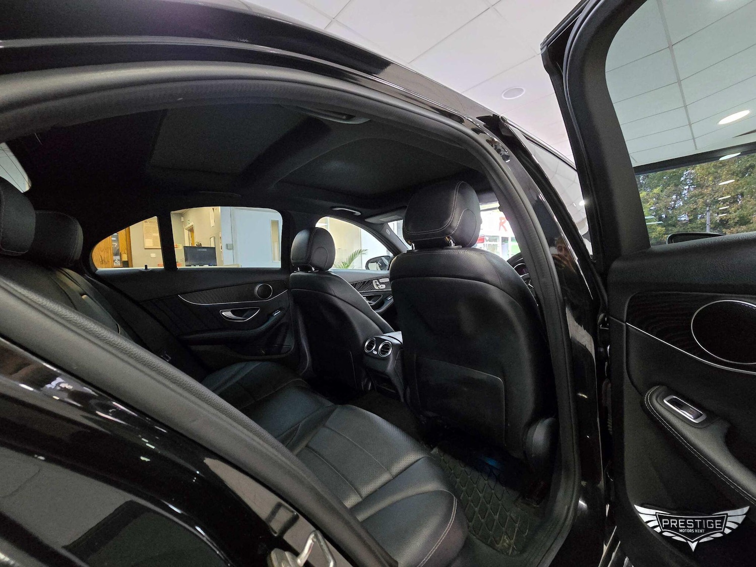 Used Mercedes-Benz C Class 2016 for sale - 76360453: Photo 59