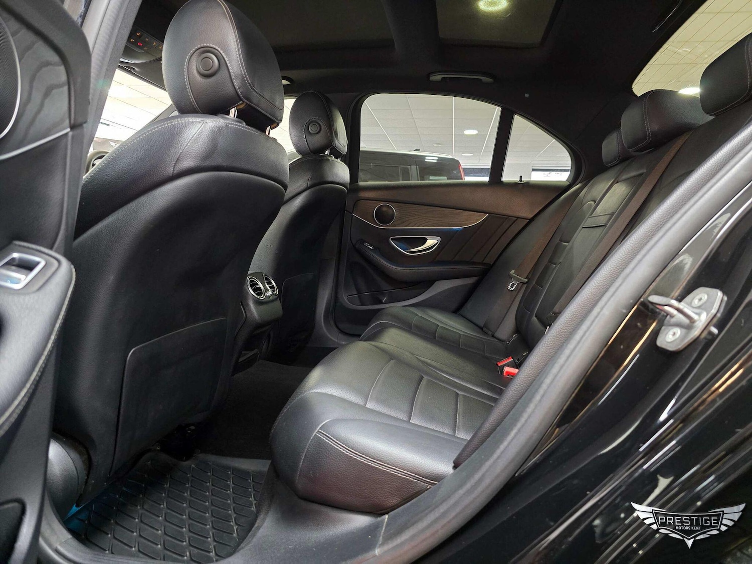 Used Mercedes-Benz C Class 2016 for sale - 76360453: Photo 70