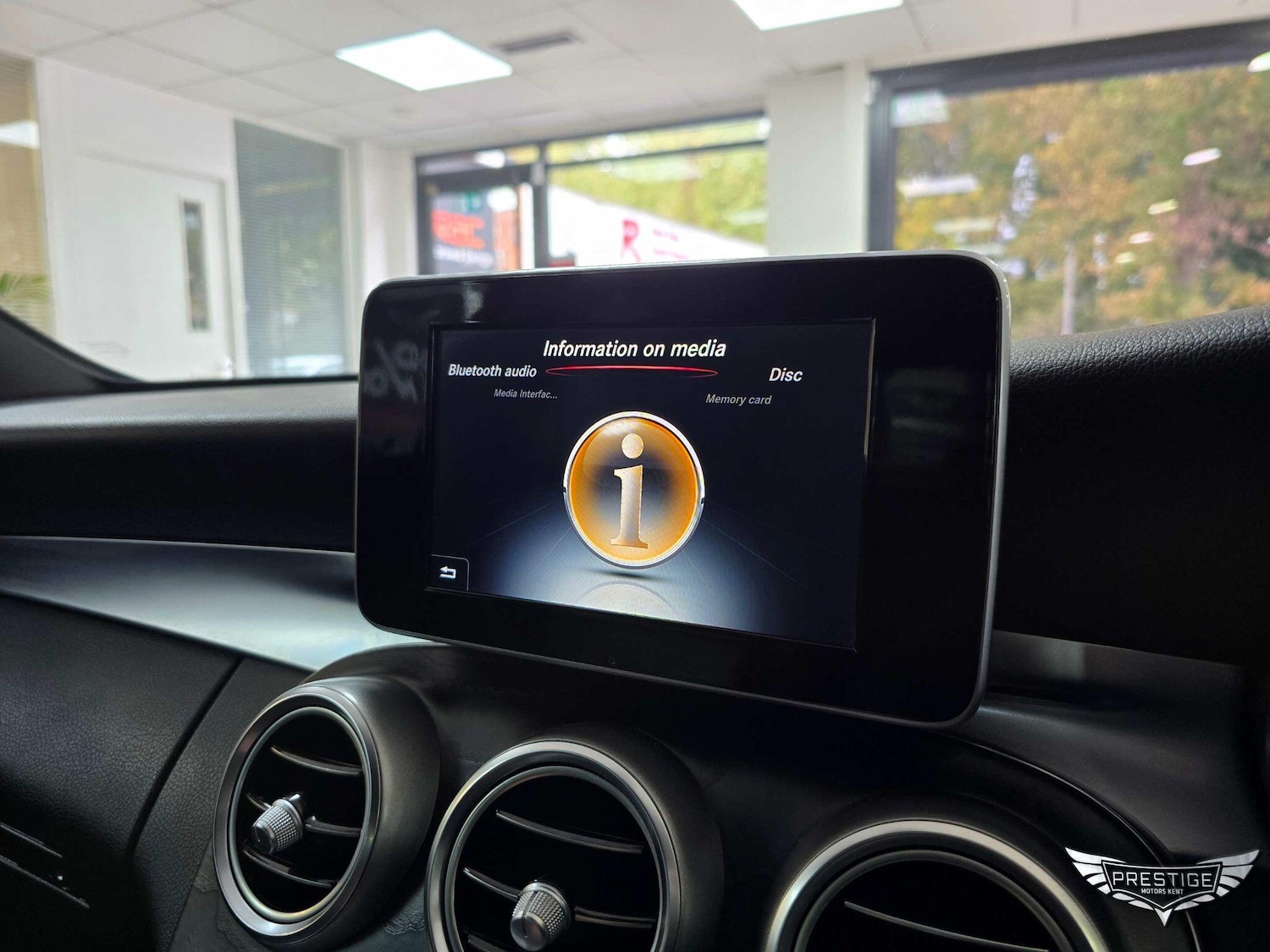 Used Mercedes-Benz C Class 2016 for sale - 76360453: Photo 72