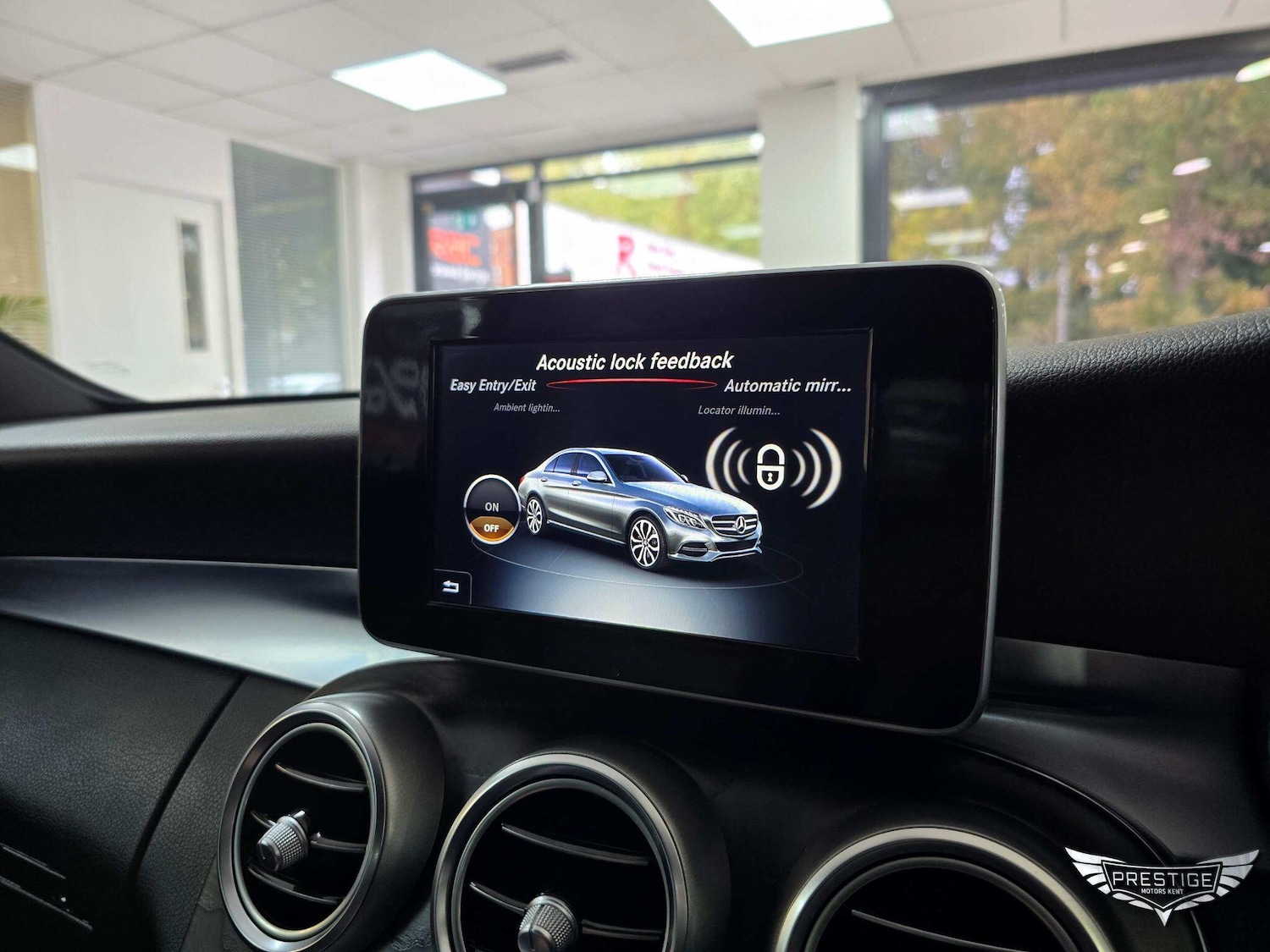 Used Mercedes-Benz C Class 2016 for sale - 76360453: Photo 77