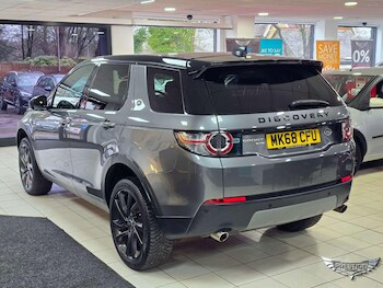 Used Land Rover Discovery Sport 2018 for sale - 77163019: Photo