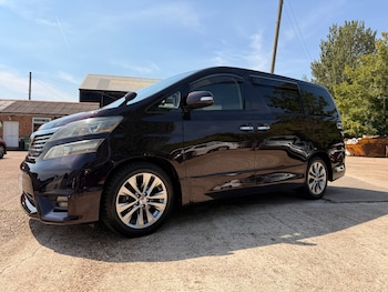Used Toyota Vellfire 2008 for sale - 79107664: Photo