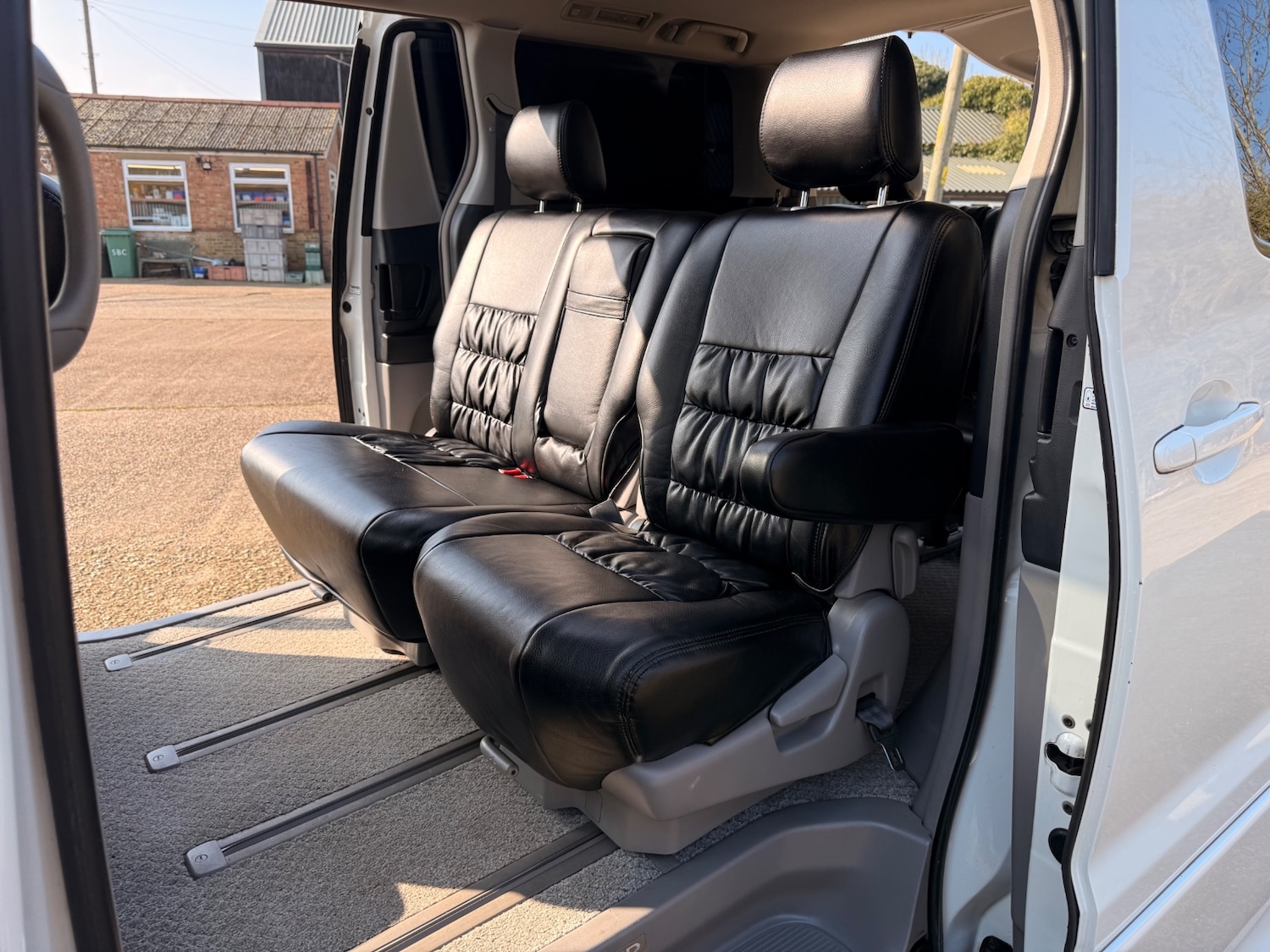 Used Toyota Alphard 2004 for sale - 77806979: Photo 13