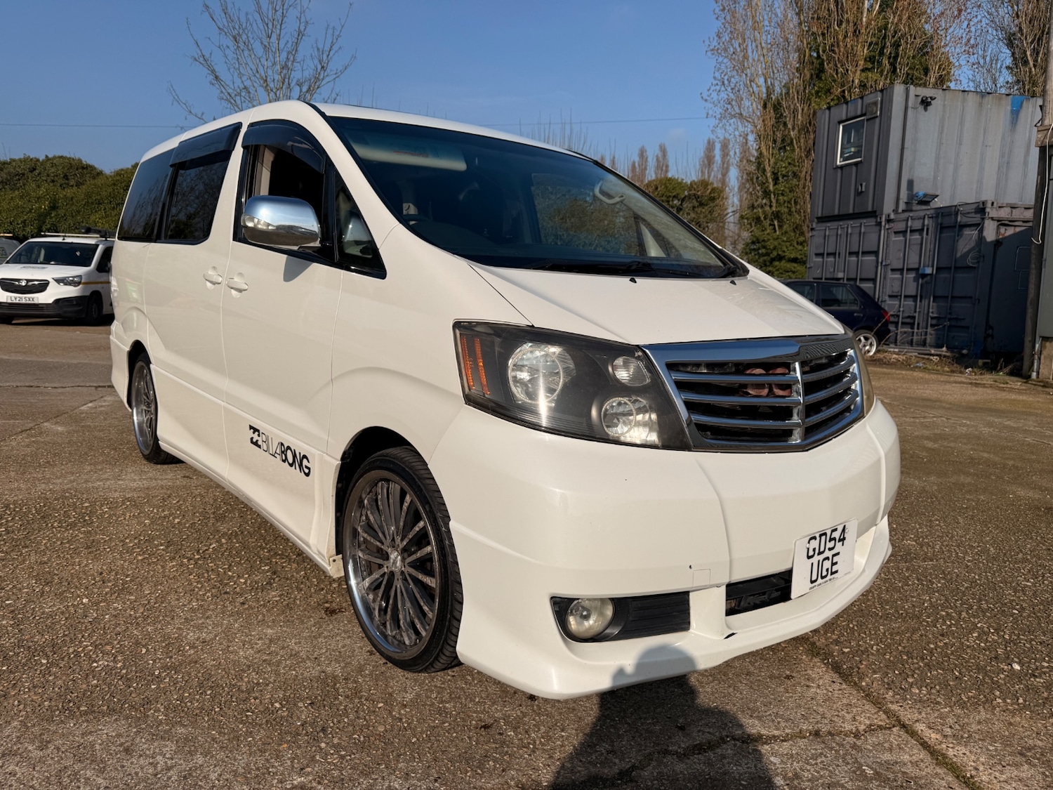 Used Toyota Alphard 2004 for sale - 77806979: Photo 2