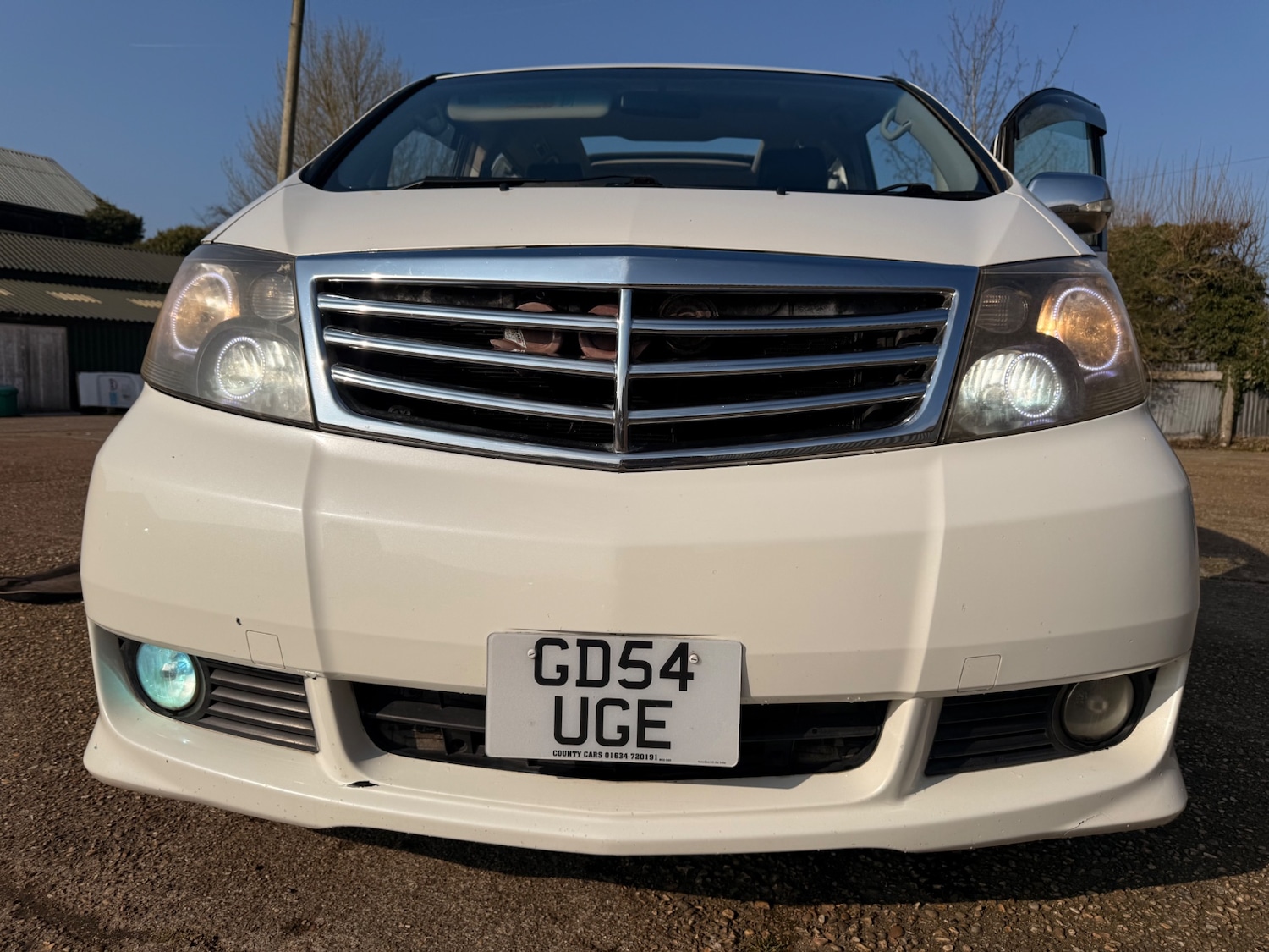 Used Toyota Alphard 2004 for sale - 77806979: Photo 24