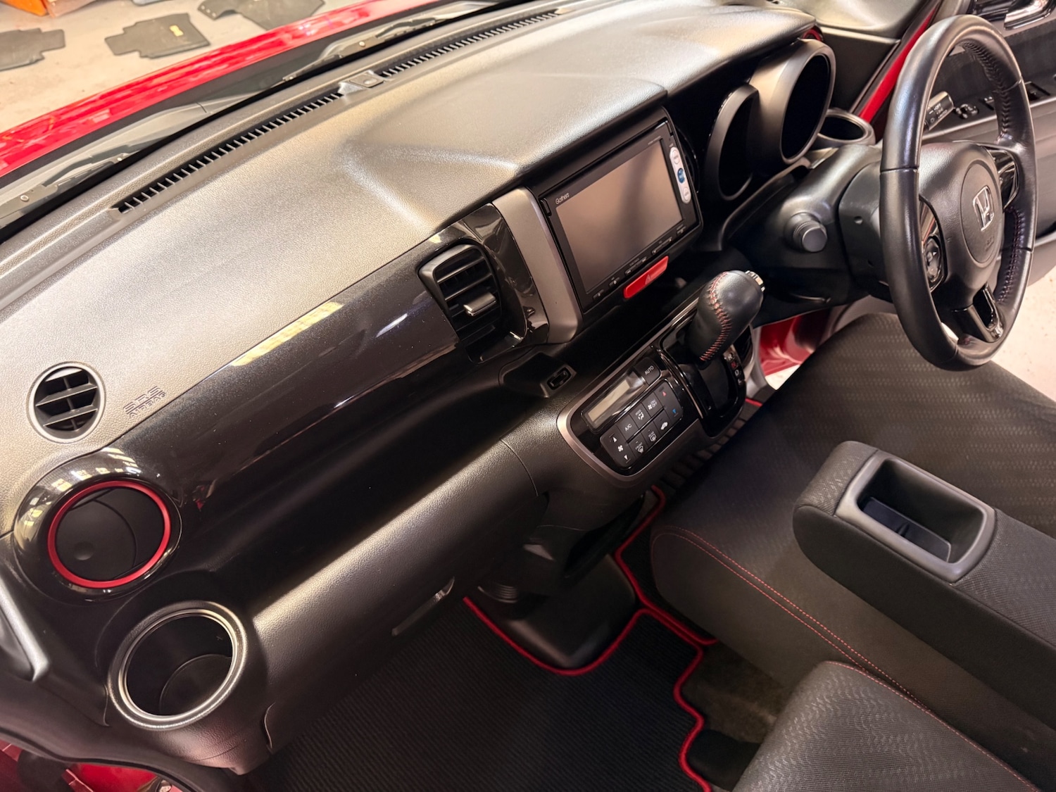 Used Honda N-Box 2013 for sale - 77584814: Photo 21