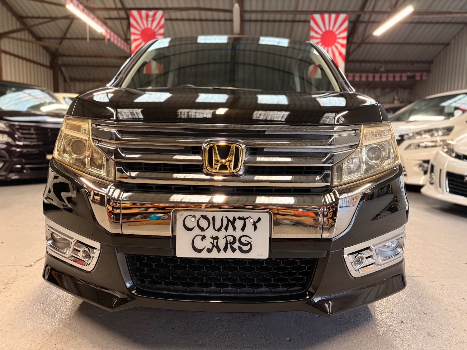 Used Honda Stepwagon 2012 for sale - 77049370: Photo 2