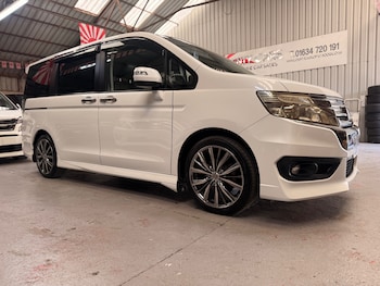 Used Honda Stepwagon 2013 for sale - 79531962: Photo