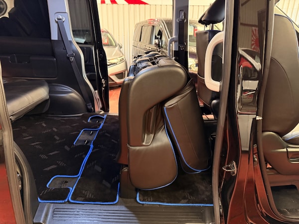 Used Honda Stepwagon 2014 for sale - 75289505: Photo 19