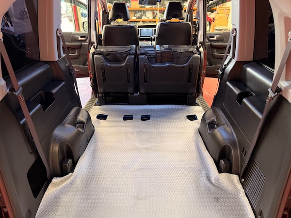 Used Honda Stepwagon 2014 for sale - 75289505: Photo 20