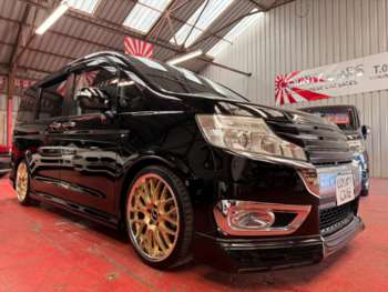 Used Honda Stepwagon 2014 for sale - 75289505: Photo