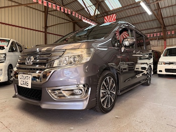 Used Honda Stepwagon 2014 for sale - 77385550: Photo