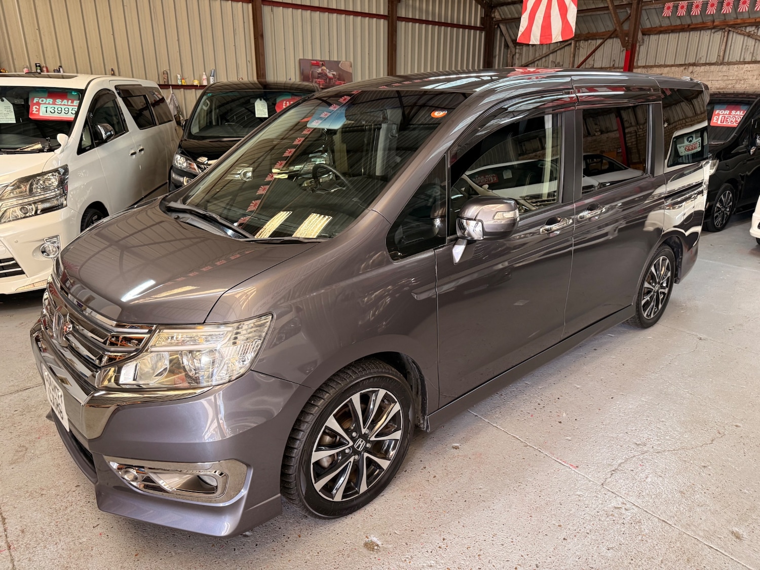 Used Honda Stepwagon 2014 for sale - 77385550: Photo 7