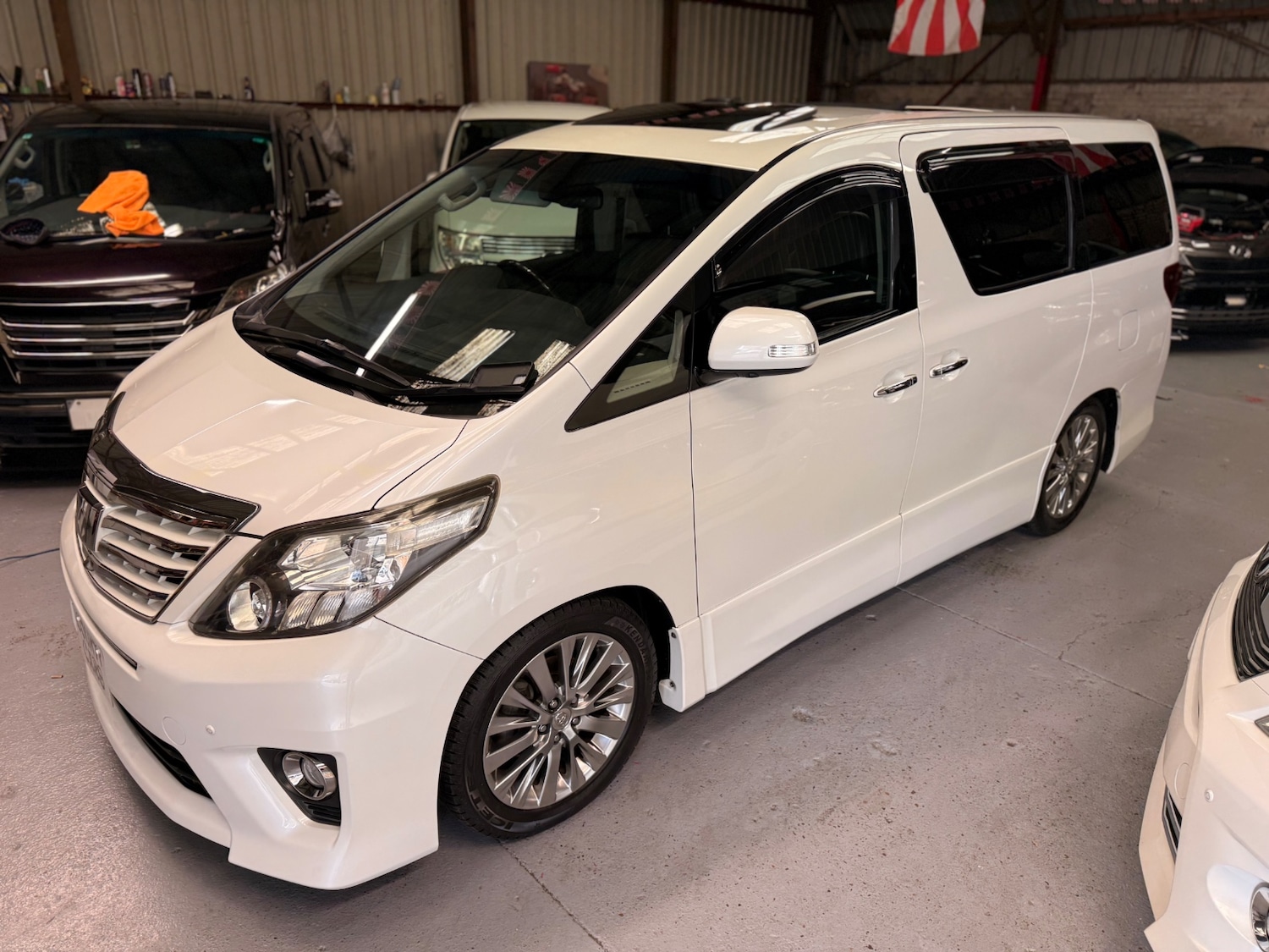 Used Toyota Alphard 2013 for sale - 76897292: Photo 10