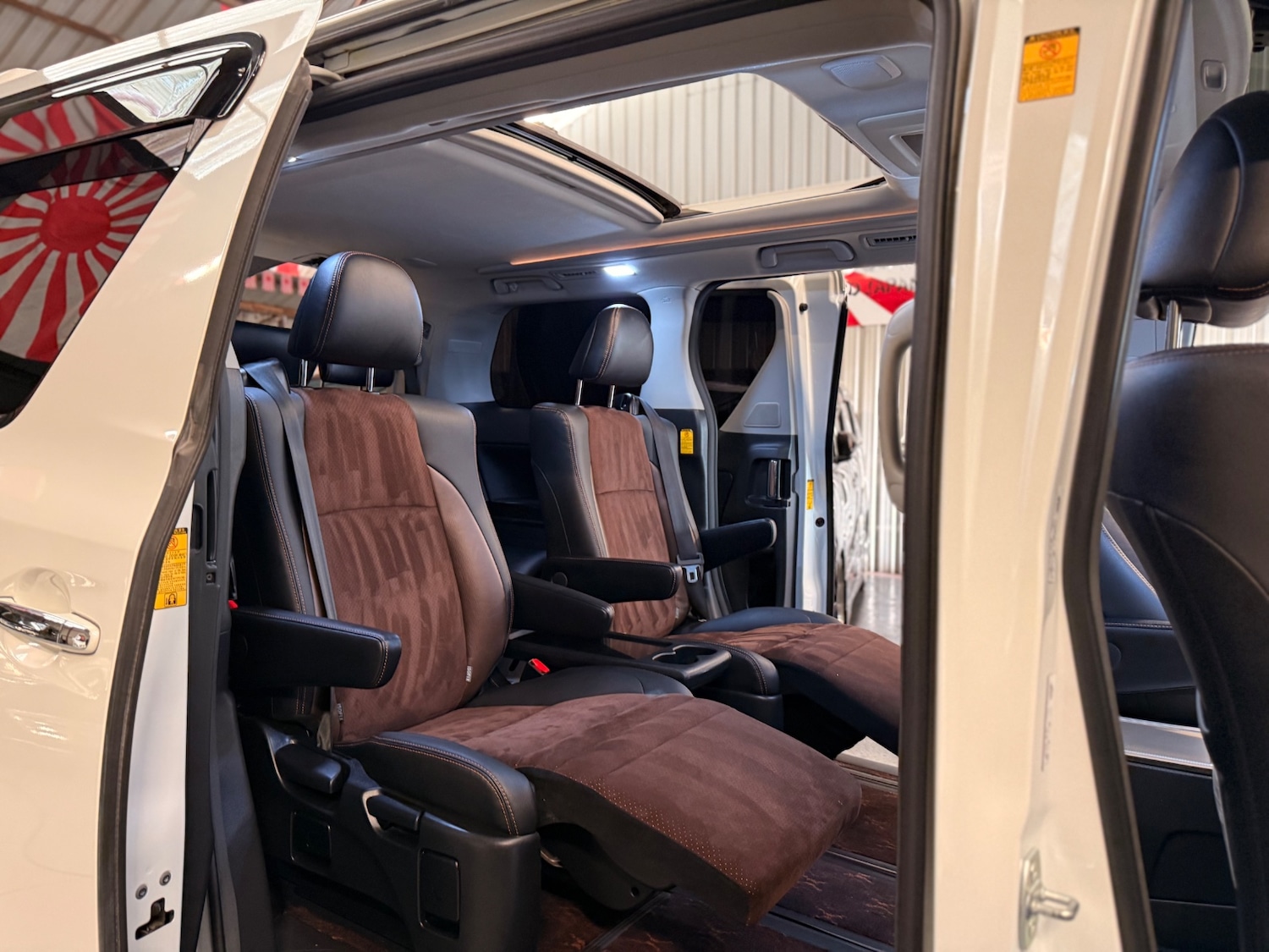 Used Toyota Alphard 2013 for sale - 76897292: Photo 15