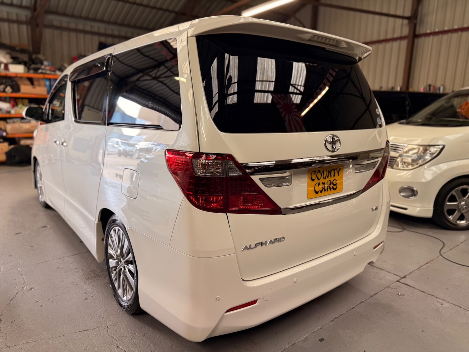 Used Toyota Alphard 2013 for sale - 76897292: Photo 8