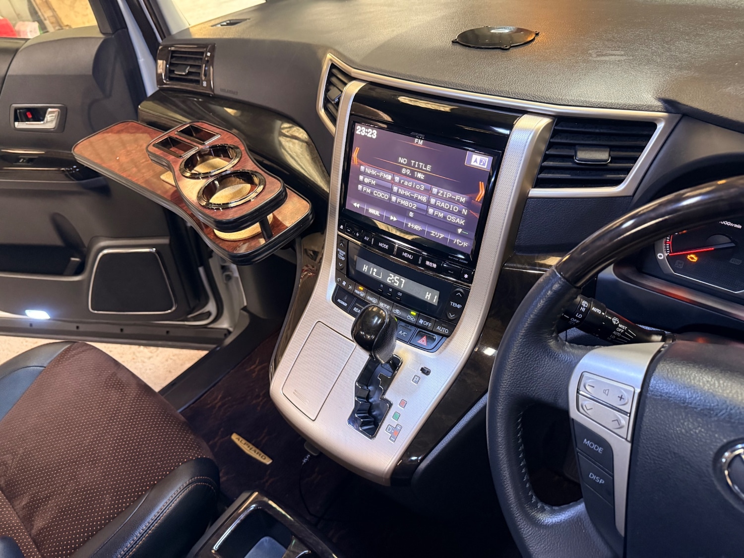 Used Toyota Alphard 2014 for sale - 77118885: Photo 15