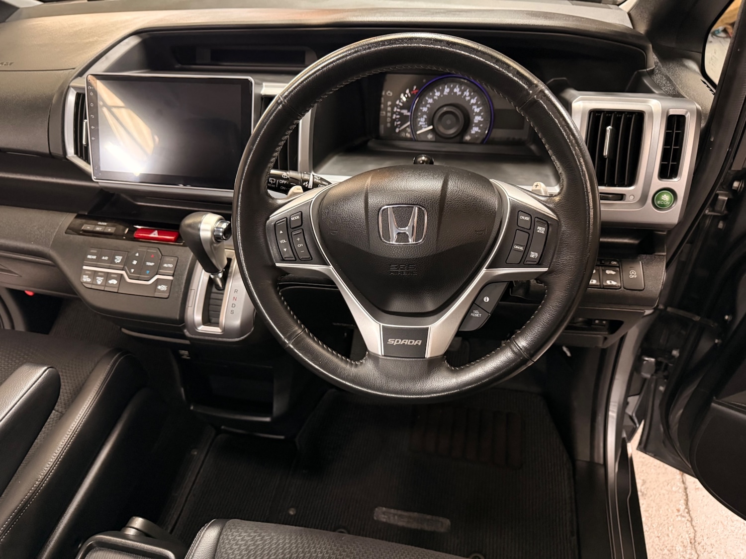 Used Honda Stepwagon 2014 for sale - 77251424: Photo 13