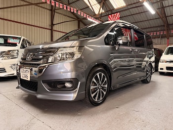 Used Honda Stepwagon 2014 for sale - 77251424: Photo