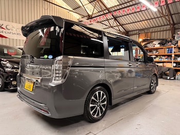 Used Honda Stepwagon 2014 for sale - 77251424: Photo