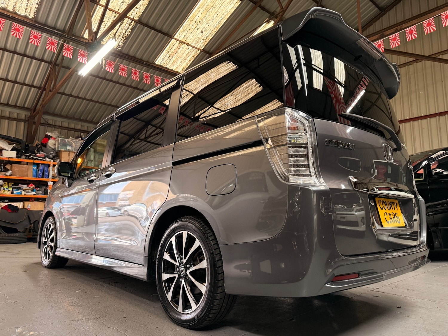 Used Honda Stepwagon 2014 for sale - 77251424: Photo 6