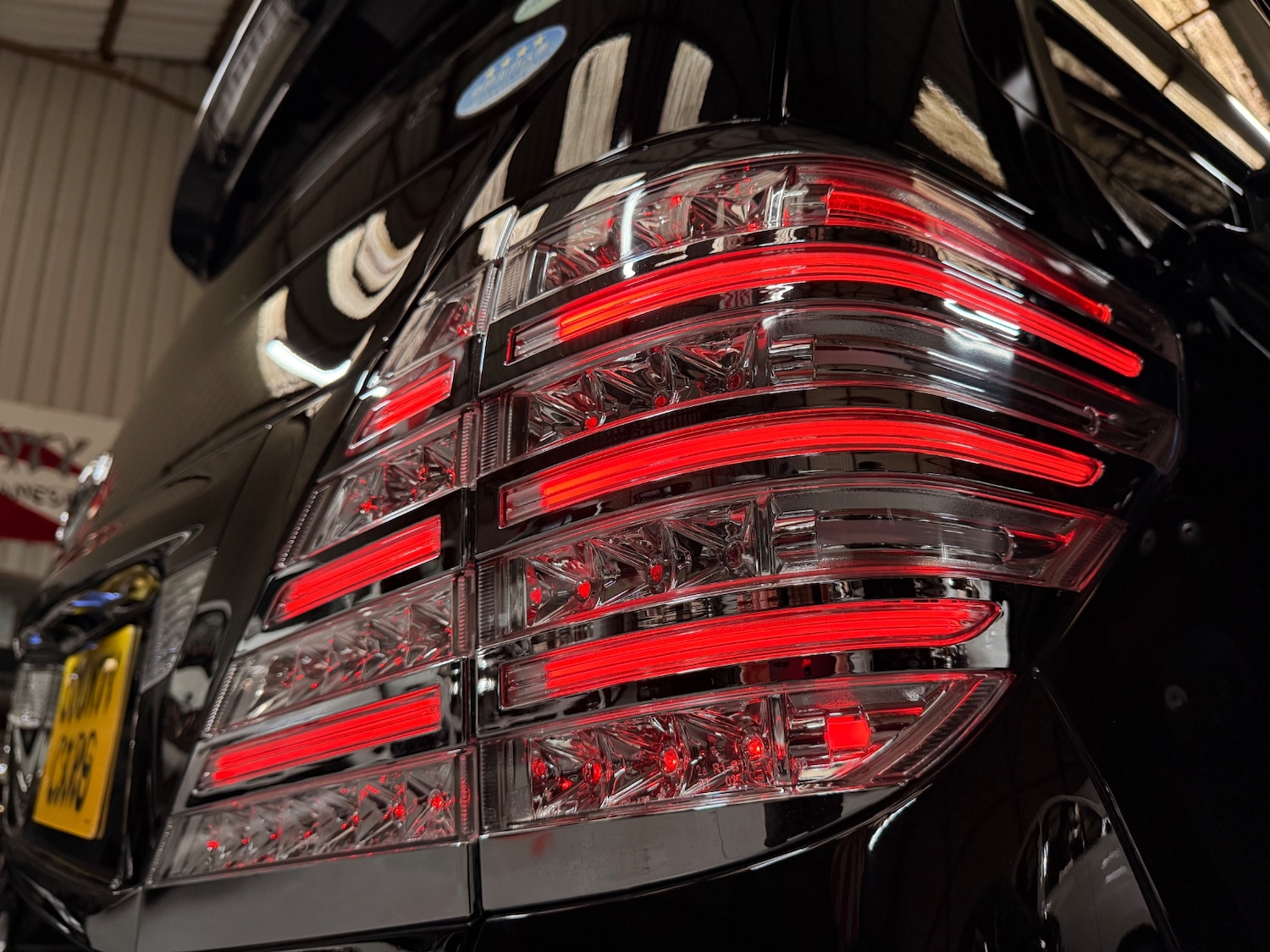 Used Toyota Vellfire 2010 for sale - 77264748: Photo 19