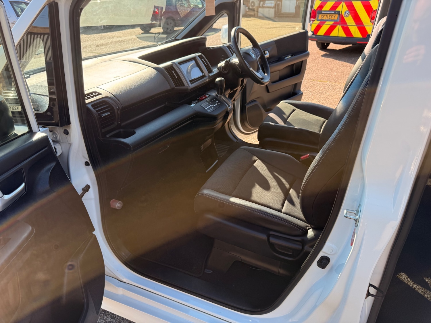 Used Honda Stepwagon 2012 for sale - 77938631: Photo 10