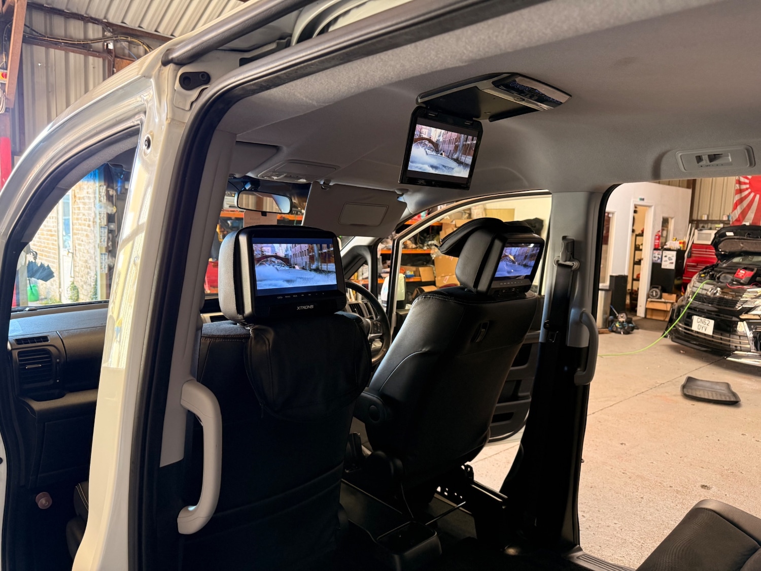 Used Honda Stepwagon 2012 for sale - 77938631: Photo 20