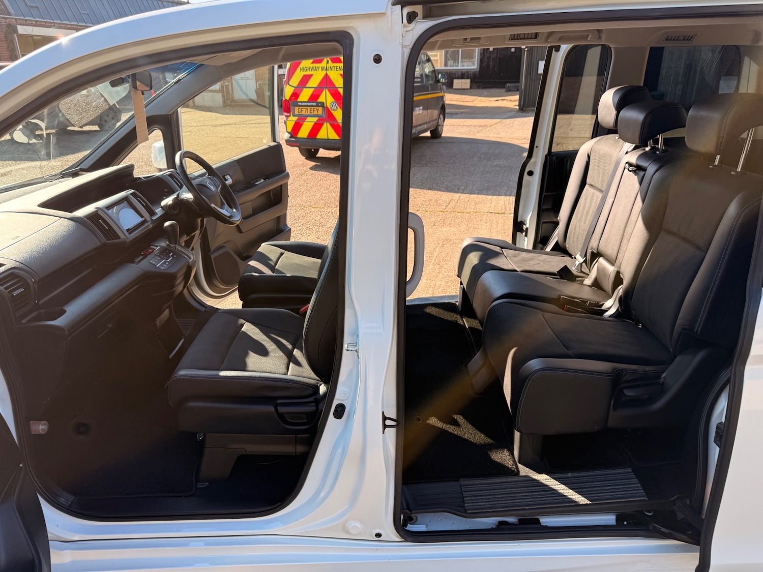 Used Honda Stepwagon 2012 for sale - 77938631: Photo 9