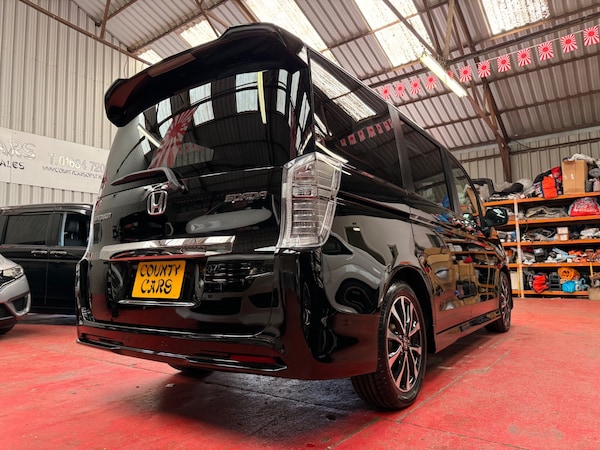 Used Honda Stepwagon 2012 for sale - 75338403: Photo 7