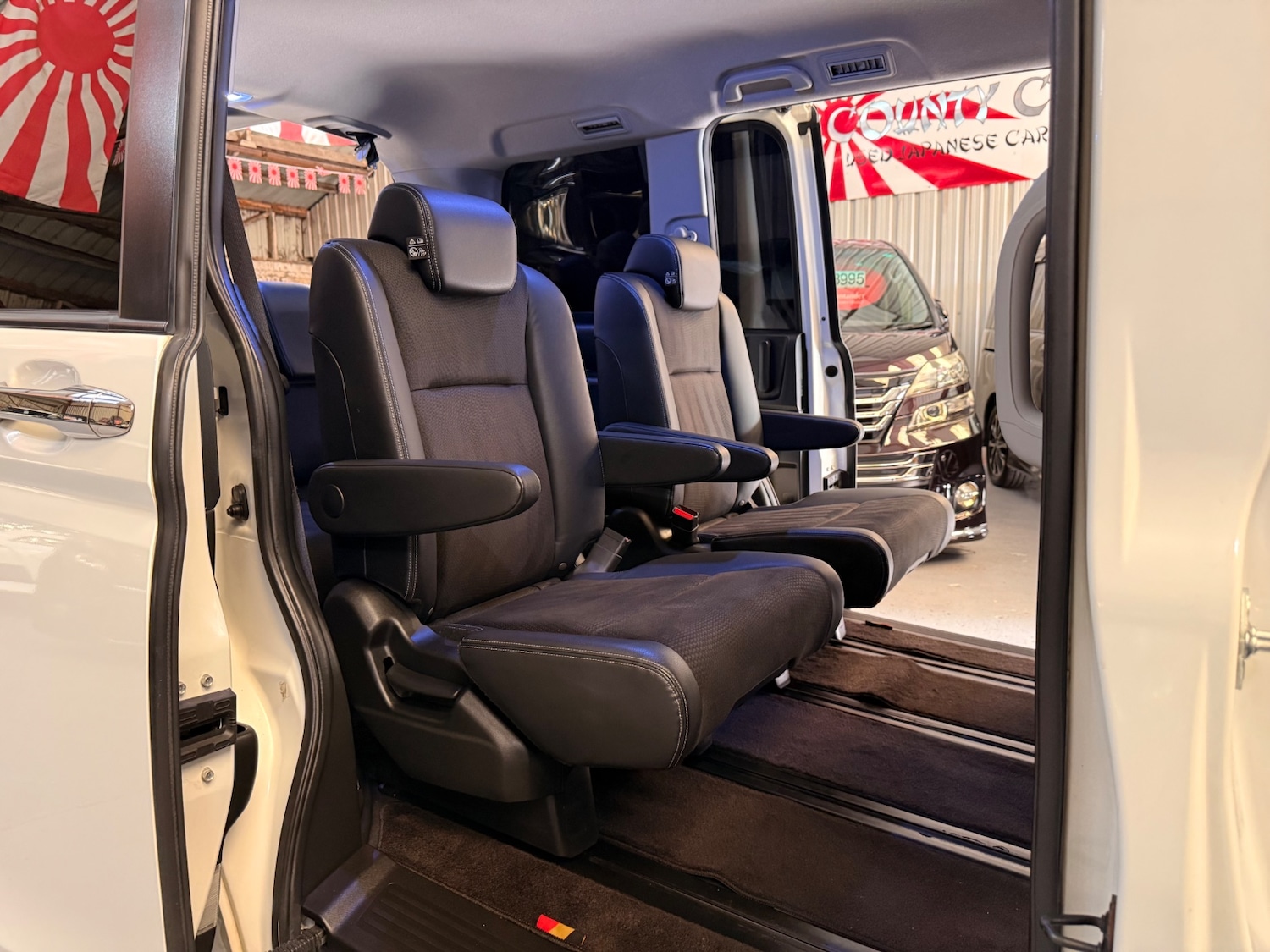 Used Honda Stepwagon 2013 for sale - 77438581: Photo 16