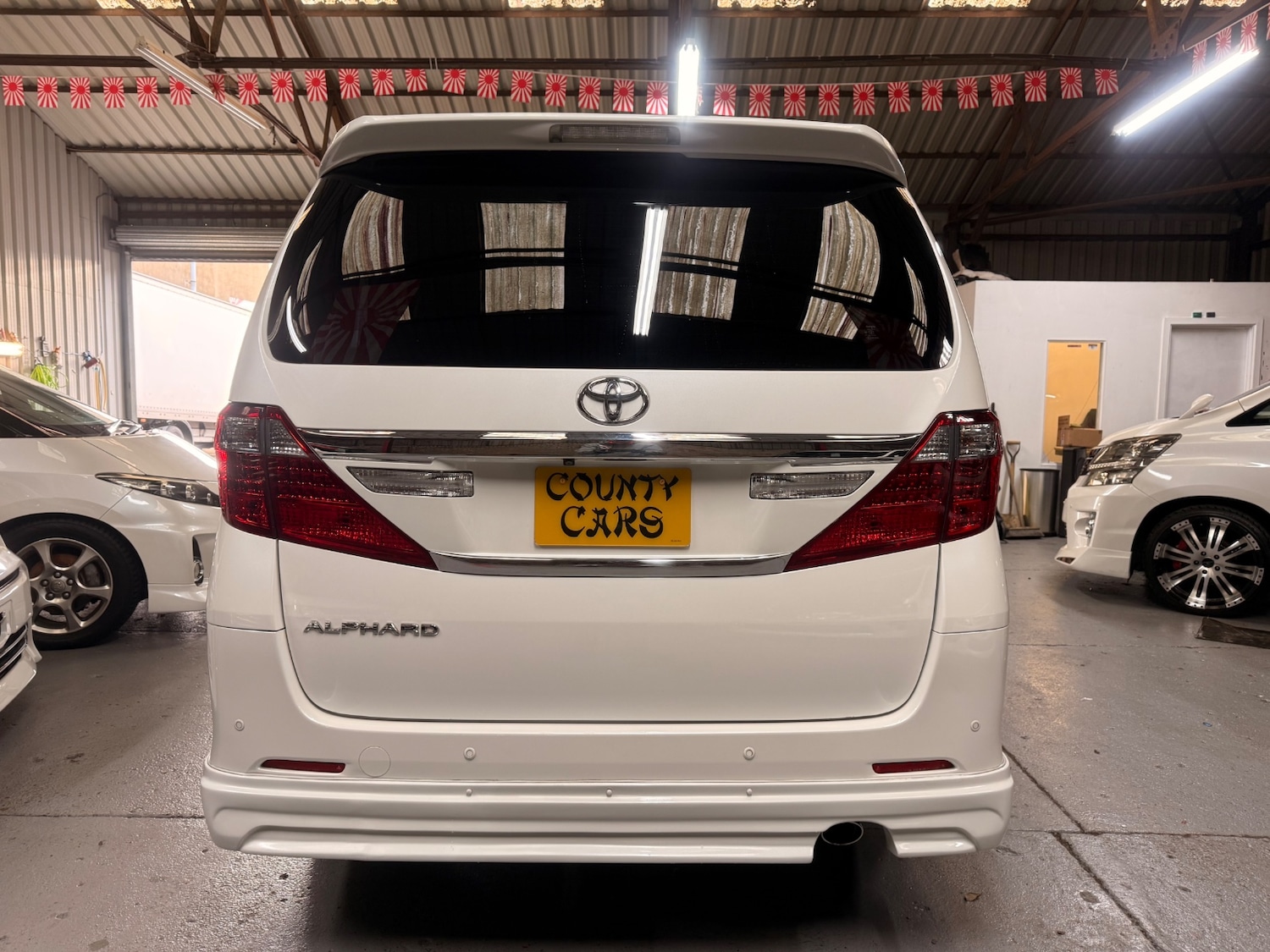 Used Toyota Vellfire 2014 for sale - 77201478: Photo 6