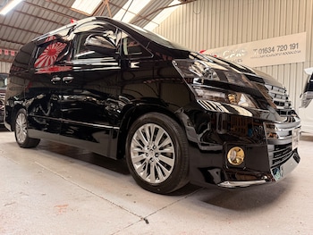 Used Toyota Vellfire 2013 for sale - 78740008: Photo