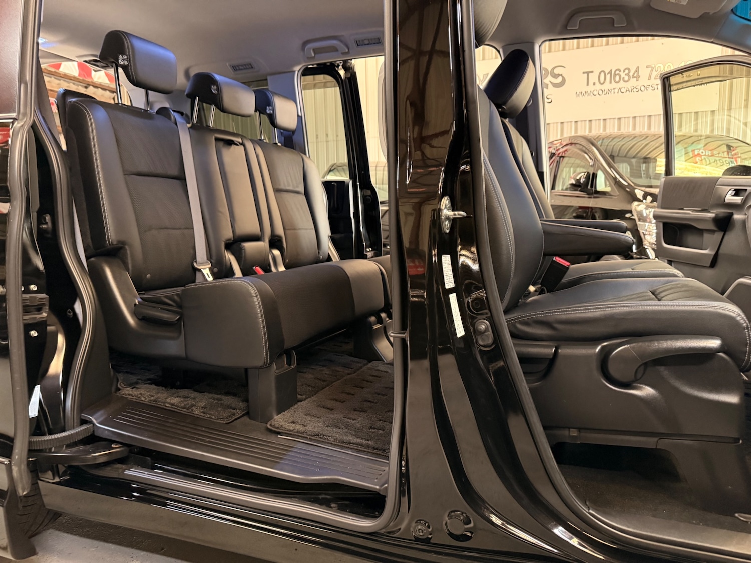 Used Honda Stepwagon 2013 for sale - 77656619: Photo 16