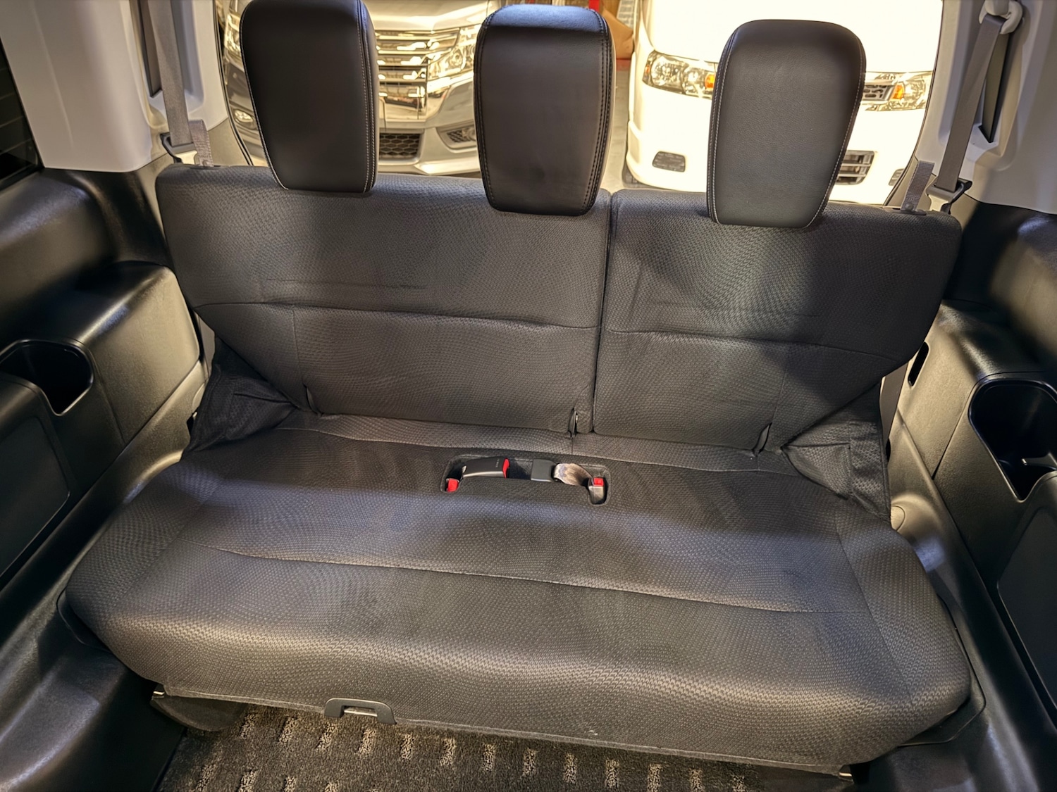 Used Honda Stepwagon 2013 for sale - 77656619: Photo 19