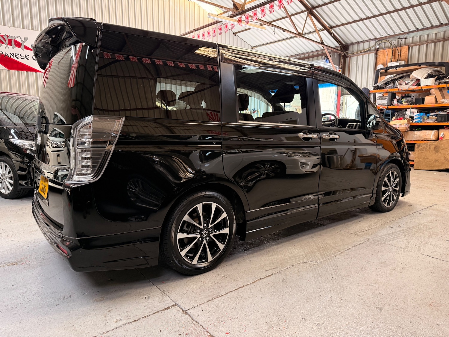 Used Honda Stepwagon 2013 for sale - 77656619: Photo 6