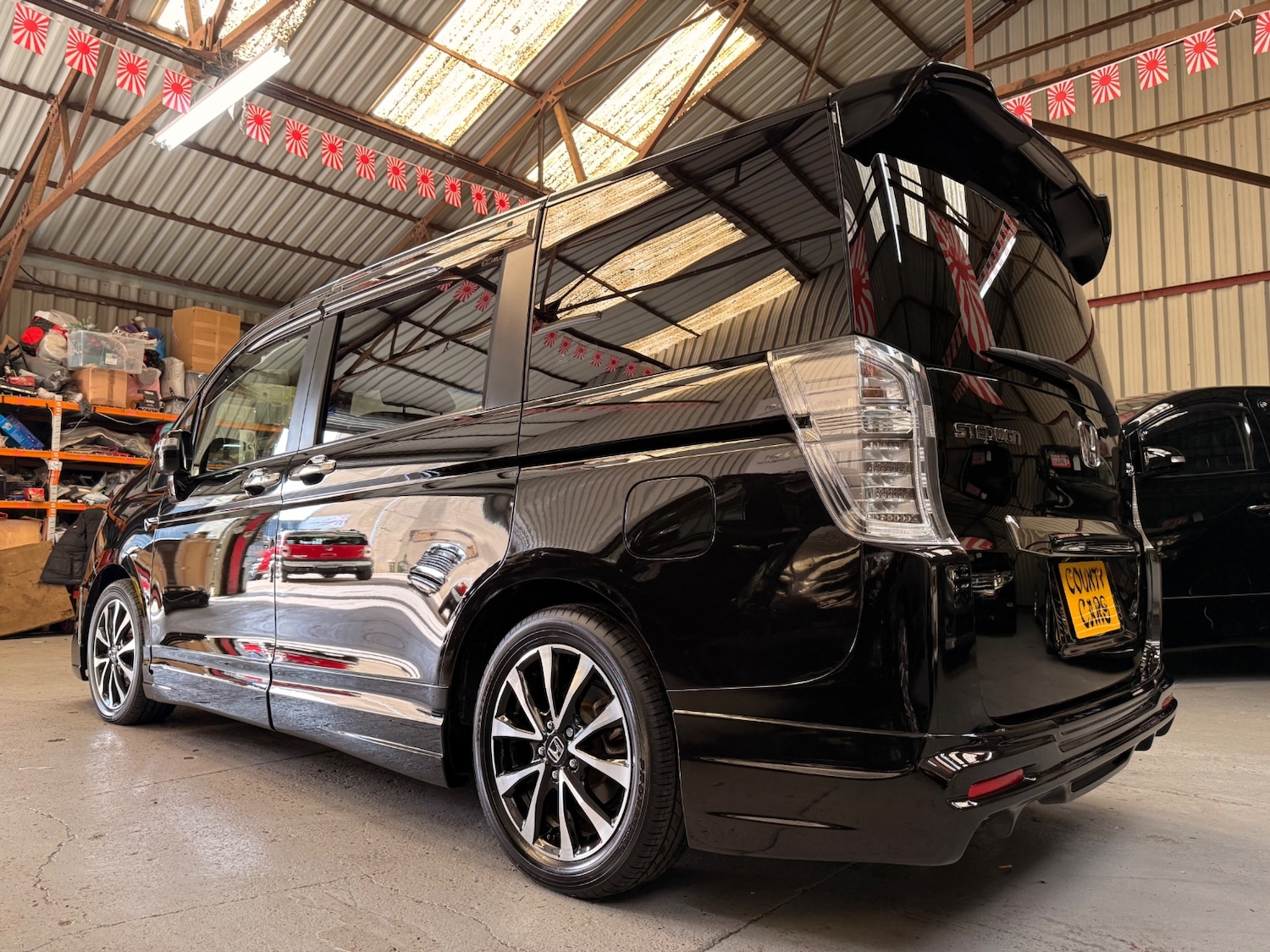 Used Honda Stepwagon 2013 for sale - 77656619: Photo 9