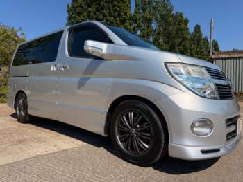 Used Nissan Elgrand 2007 for sale - 74621648: Photo