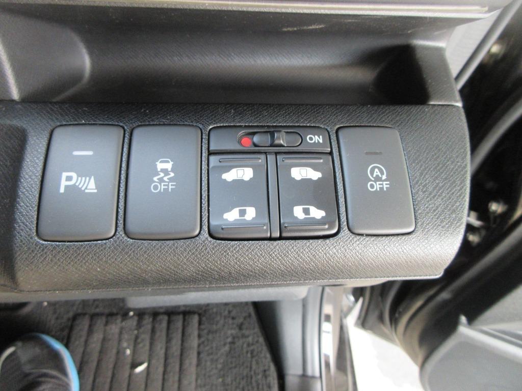 Used Honda Stepwagon 2013 for sale - 76098725: Photo 17