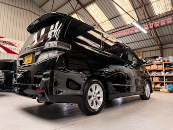 Used Toyota Vellfire 2014 for sale - 78599924: Photo